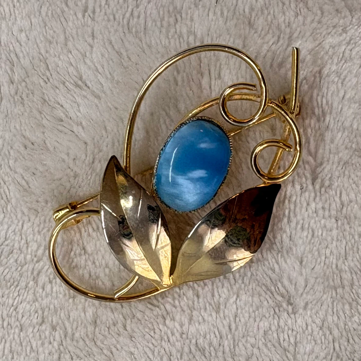 Vintage Gold Tone Blue Cabochon Leaf Brooch Swirl Floral Pin - photo 2