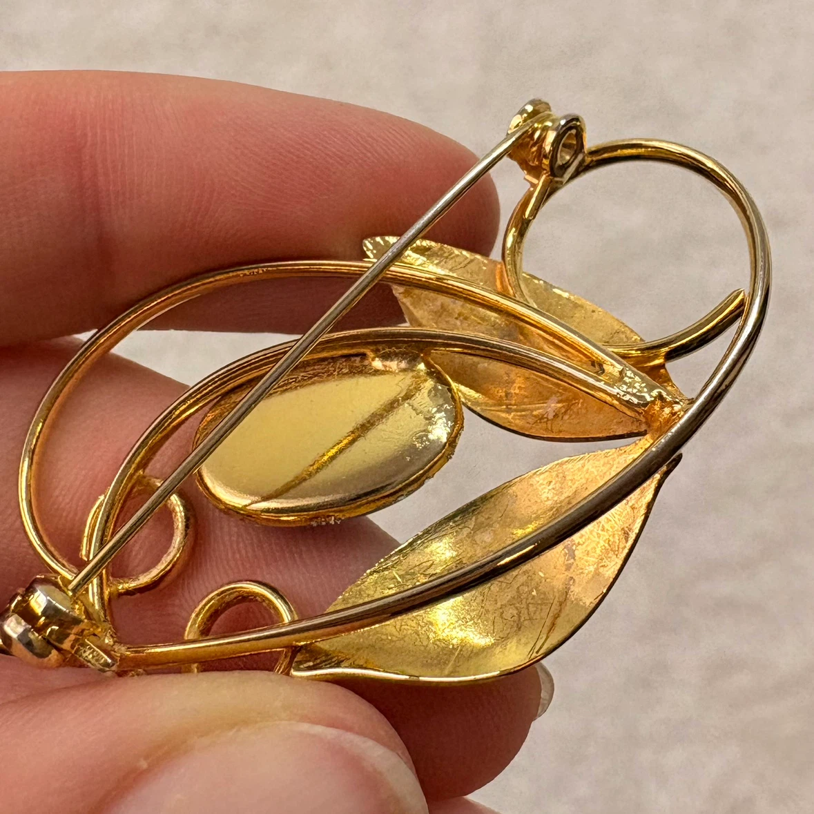 Vintage Gold Tone Blue Cabochon Leaf Brooch Swirl Floral Pin - photo 4