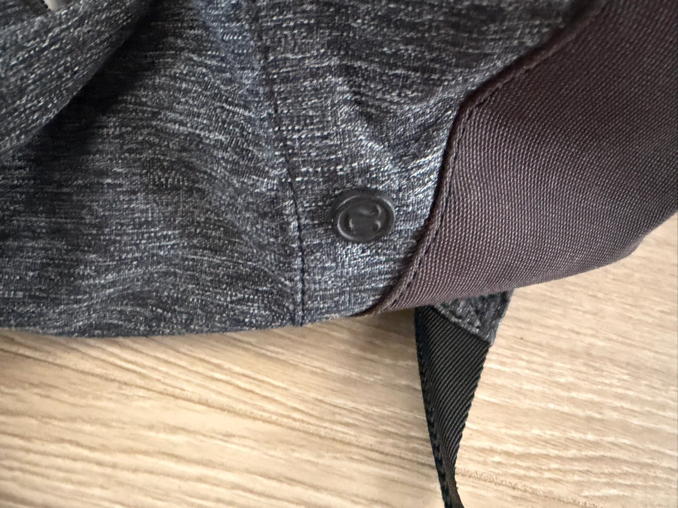 Lululemon Grey Backpack with Drawstring Bag - photo 4