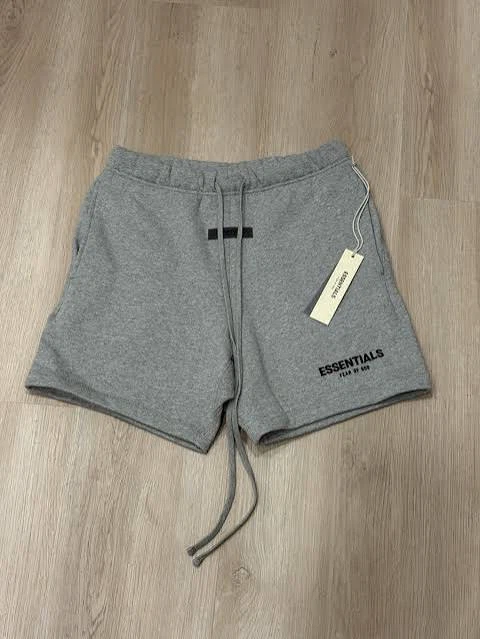 Grey essential shorts
