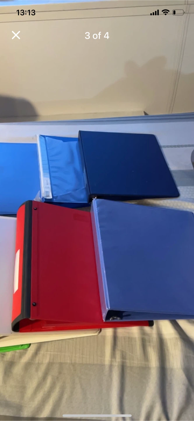 8 Assorted 3-Ring Binders - photo 3