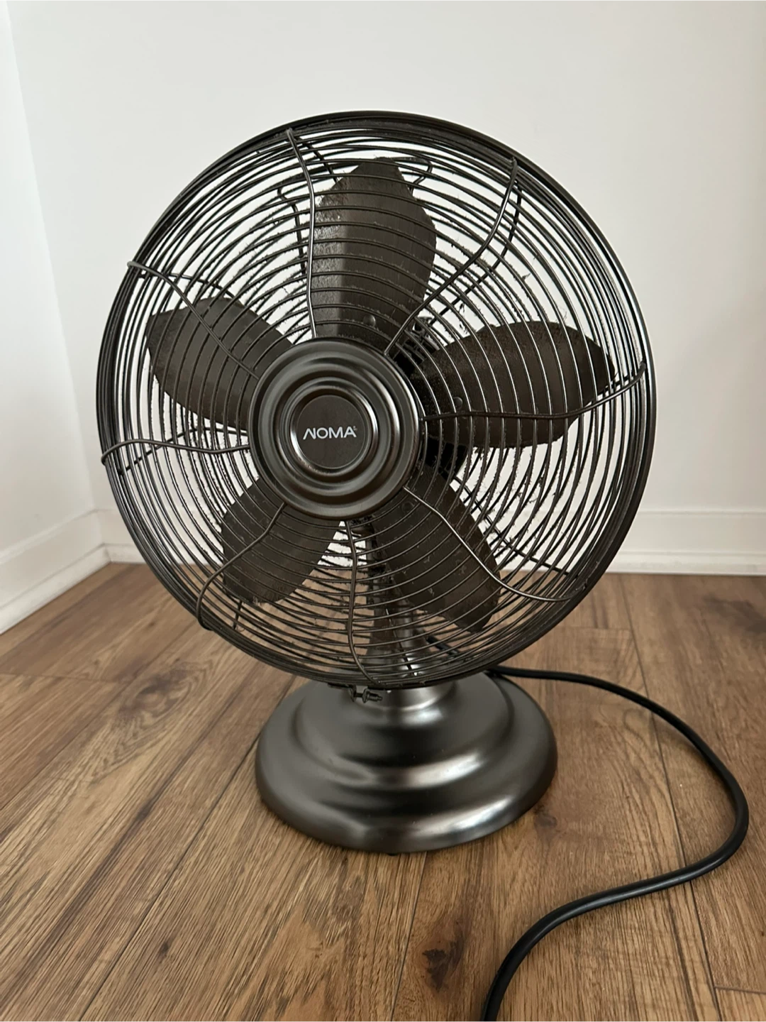 NOMA Retro Oscillating Table Fan - 12 inch
