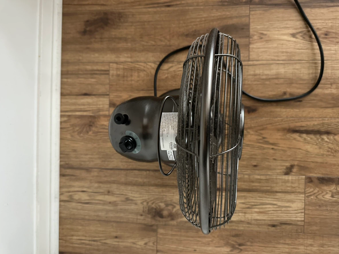 NOMA Retro Oscillating Table Fan - 12 inch - photo 2