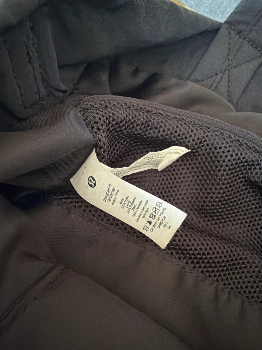 Lululemon Black Nylon Duffel Bag - photo 2