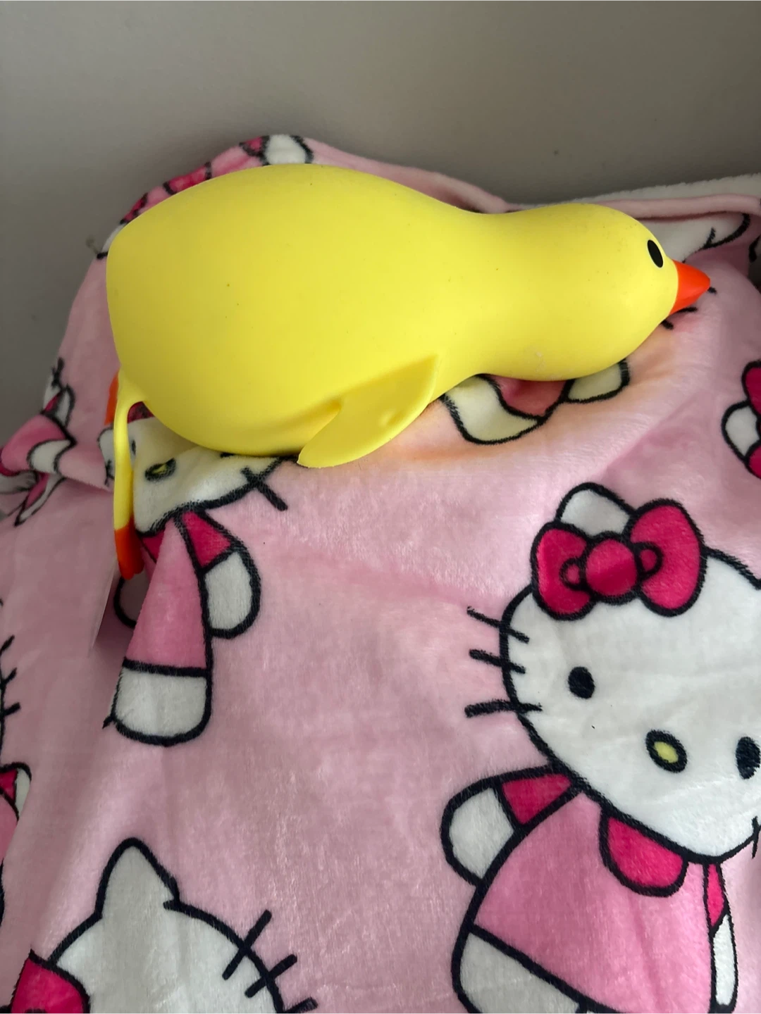 Viral duck squishy toy - photo 2