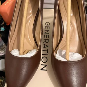 BCBG Generation Brown Heels Size 7.5