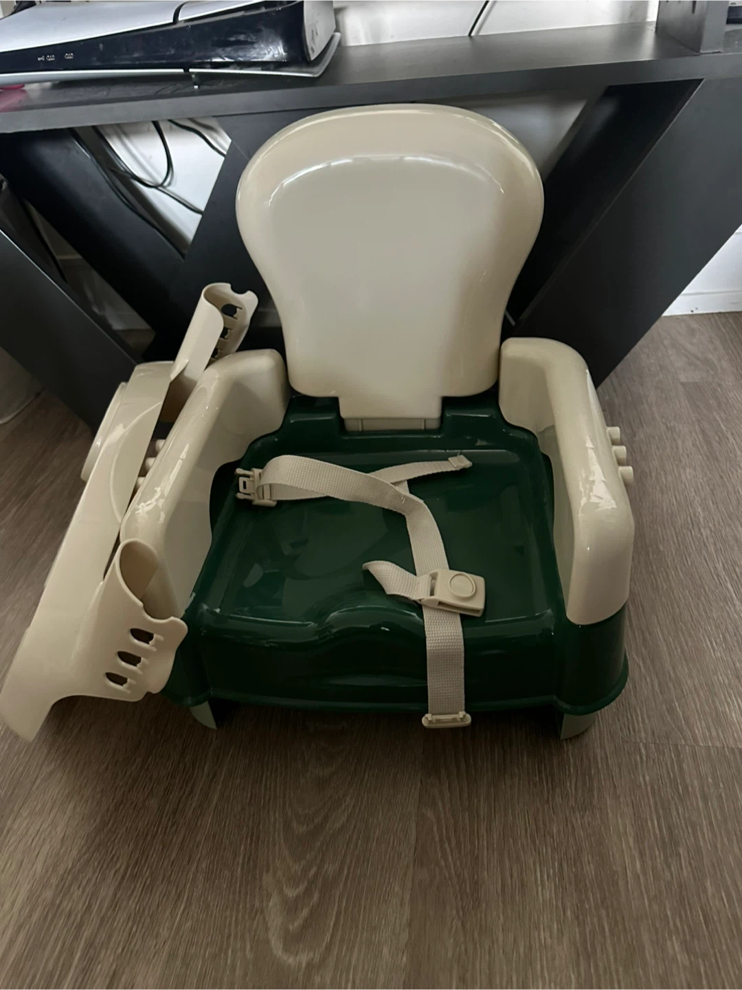 Safety 1st Booster Seat - photo 3
