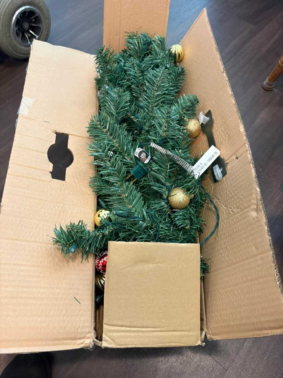 Holiday Time 4-FT Pre-Lit Pine Tree - photo 3