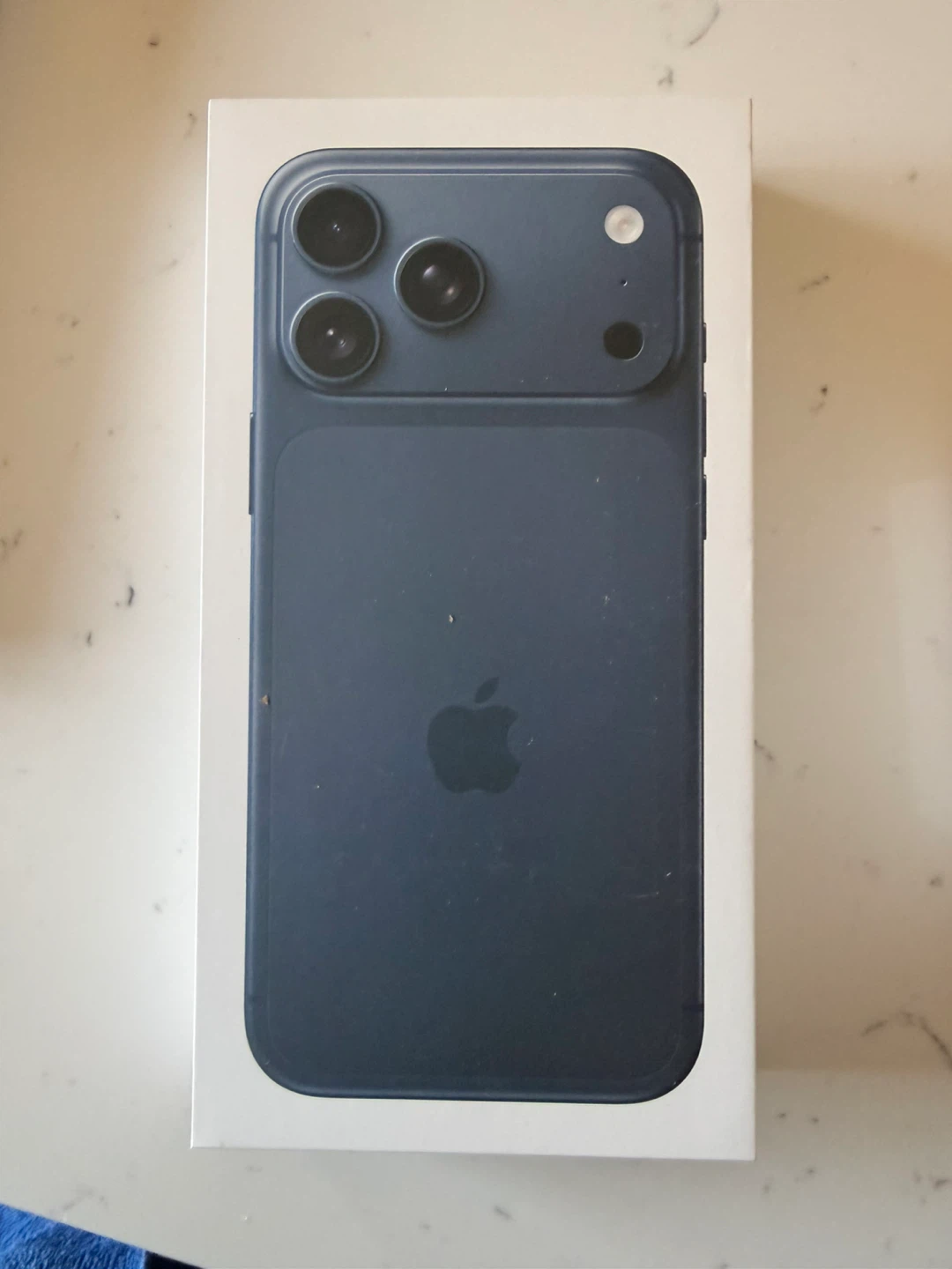 Apple iPhone 17 Pro Max 256GB Deep Blue