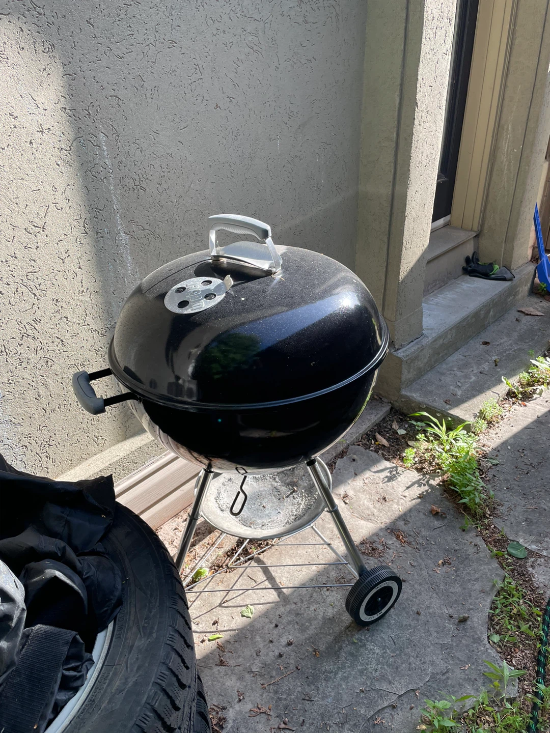 Weber Kettle Charcoal Grill