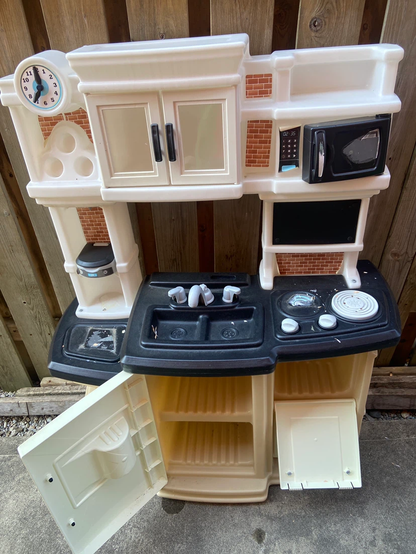Step2 Play Kitchen