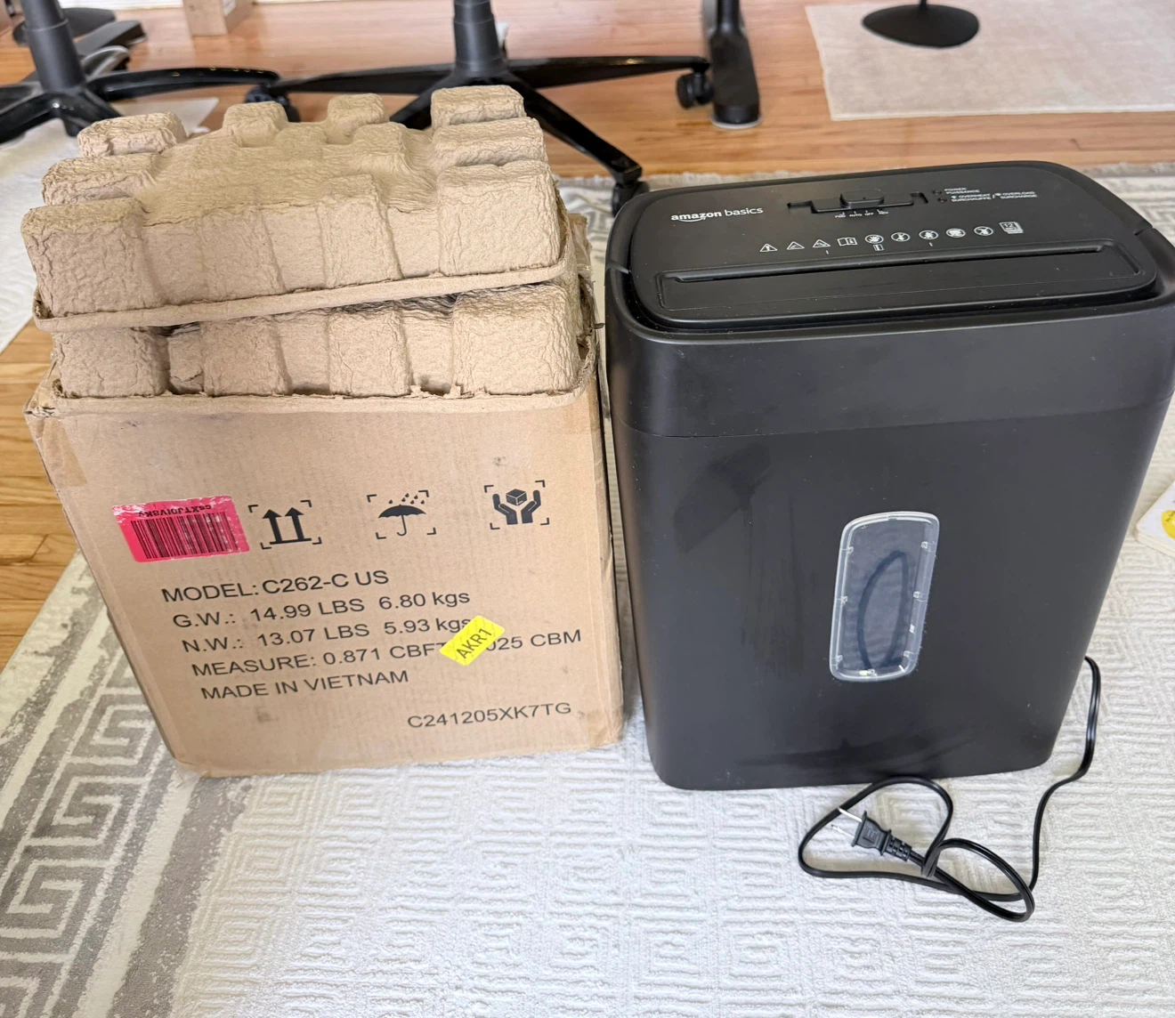 Amazon Basics 12-Sheet Cross-Cut Paper Shredder - photo 2