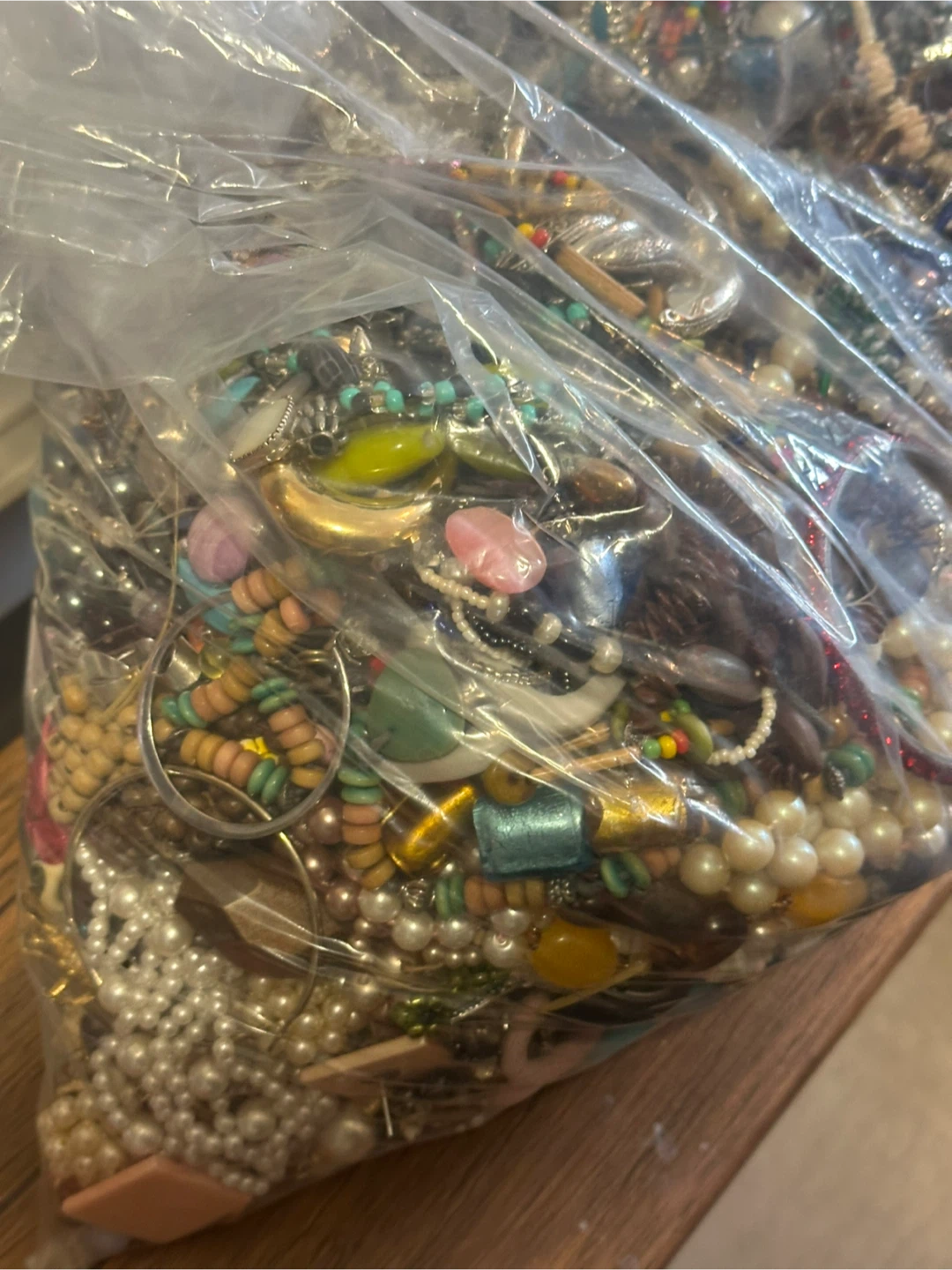 17.5 pounds of costume/craft jewelry - photo 4