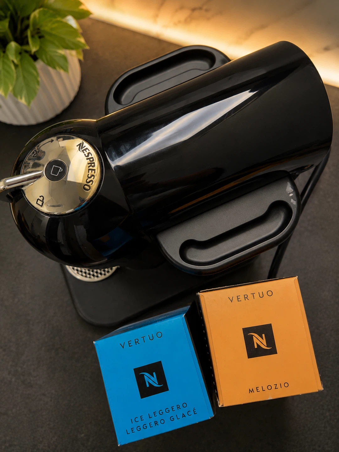 Nespresso Vertuo Next Coffee Machine - photo 2