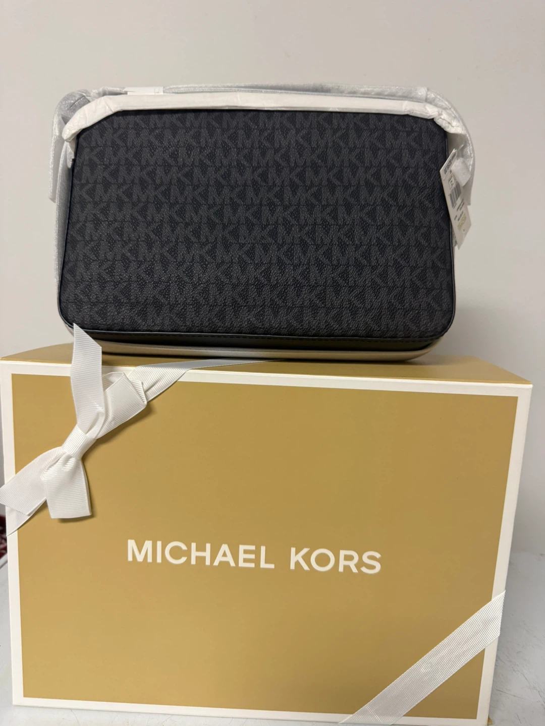 Michael Kors Jet Set LG EW Crossbody Bag - photo 2