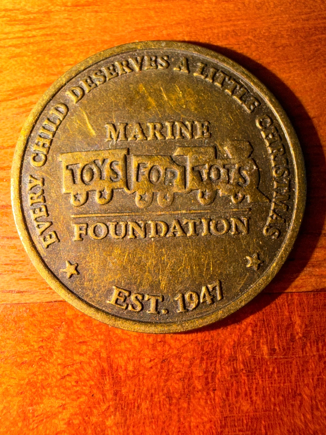 US Marine Corps Toys for Tots Foundation Coin - photo 2