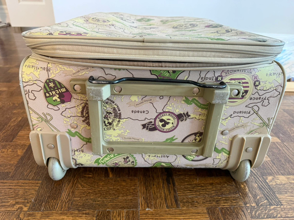 Mickey & Minnie Mouse World Map Suitcase - photo 3