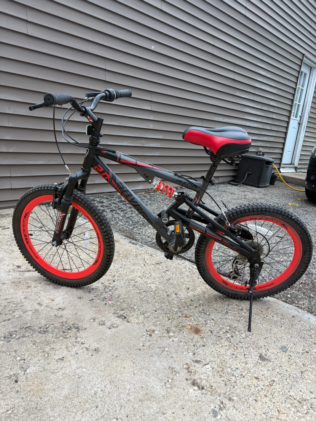 Black and Red Boys BMX Bike - photo 4