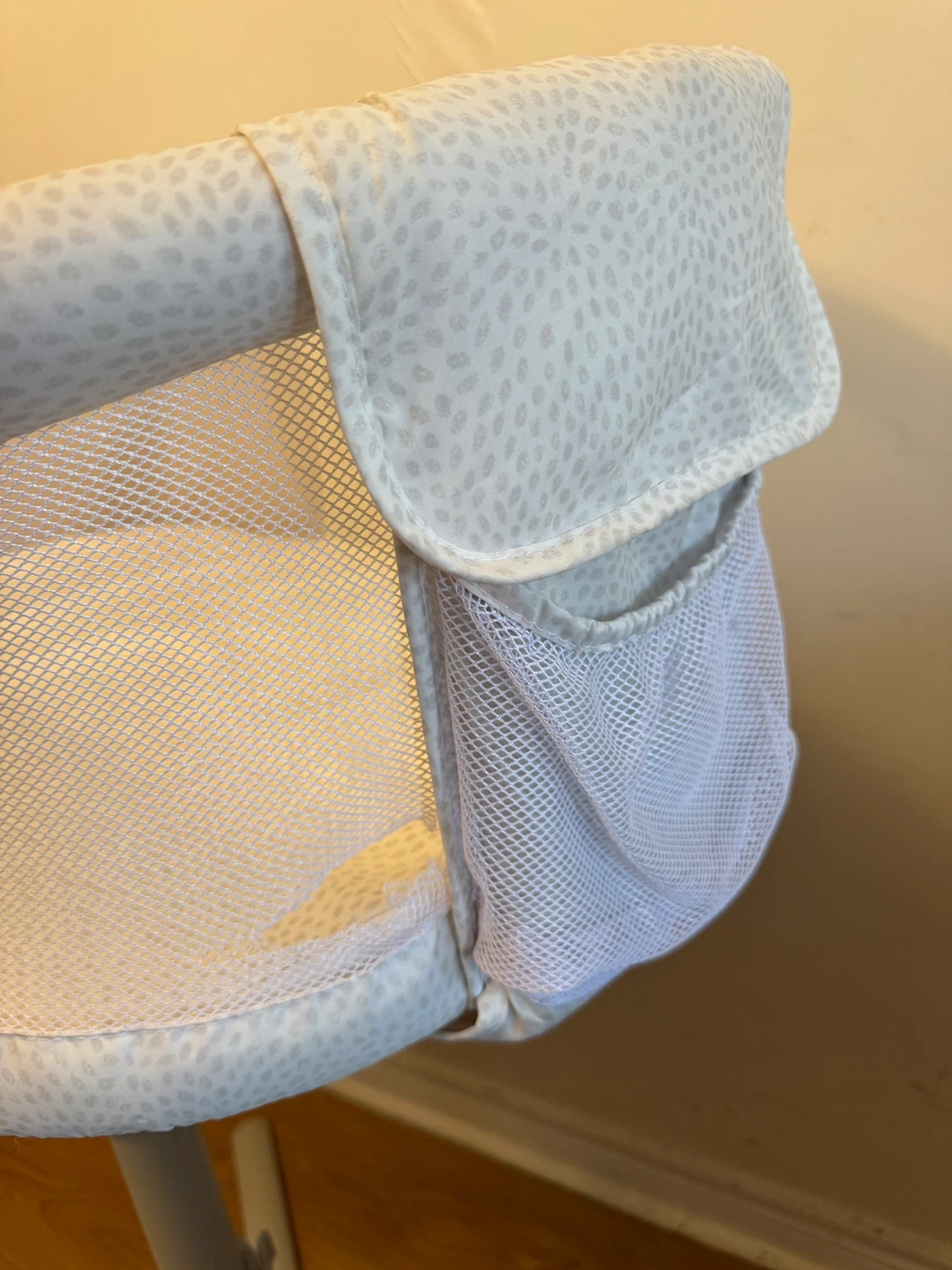HALO BassiNest Swivel Sleeper Premiere Bassinet - photo 5