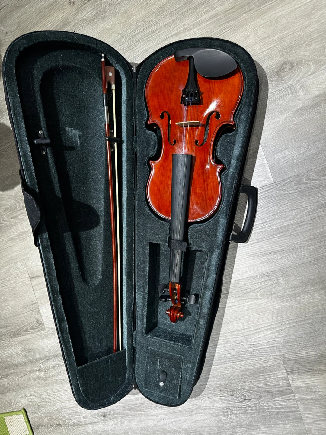 Violin with Case and Bow - Okay condition - photo 2