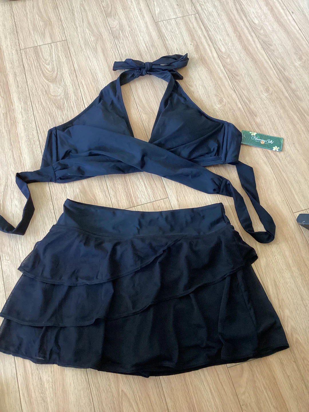 New ladies 2 piece halter neck & layered swim skort