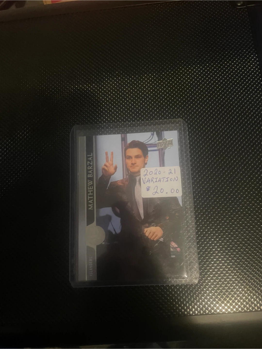 Mathew Barzal 2020-21 Upper Deck Hockey Card