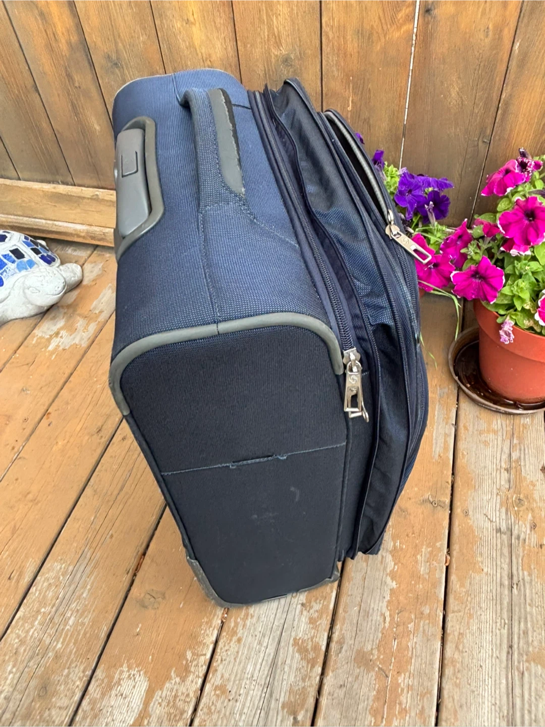 Samsonite Dark Blue Rolling Suitcase - photo 4