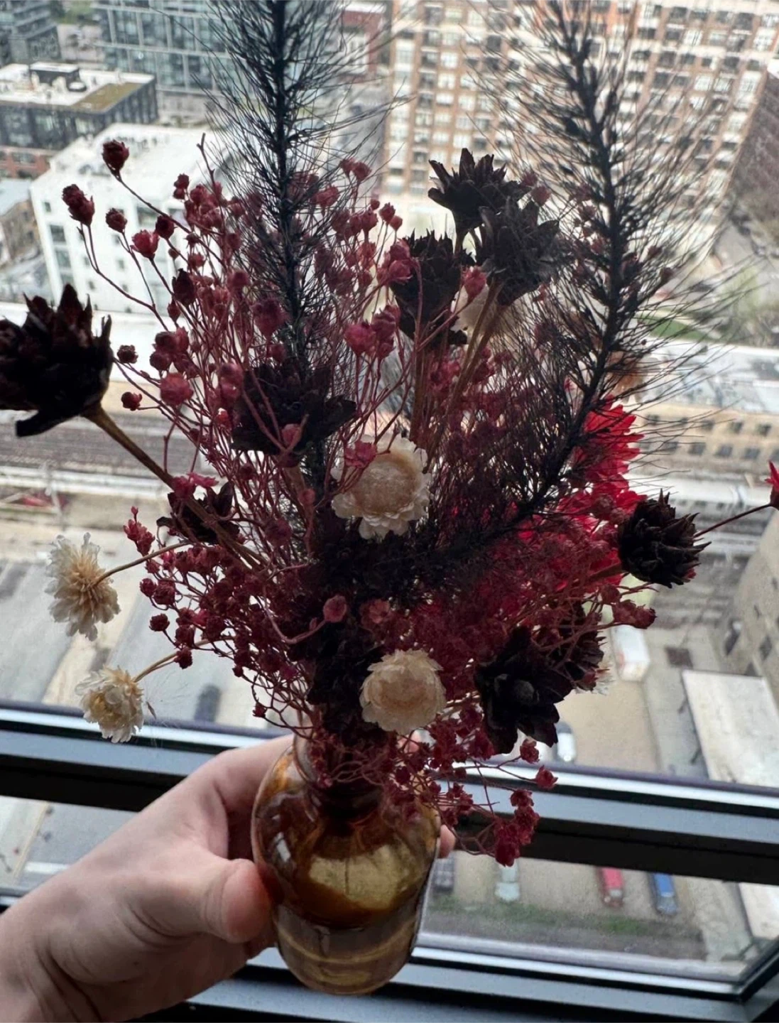 Dried Flower Arrangement in Amber Glass Vase - photo 2