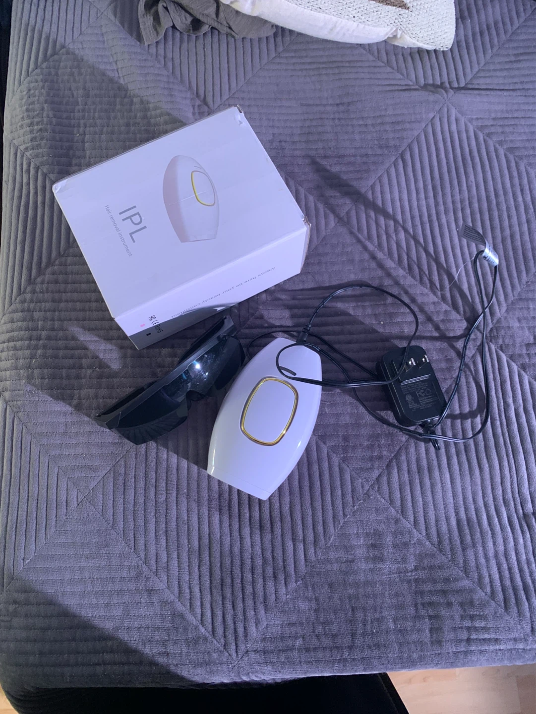 IPL Hair Removal Device with Protective Glasses