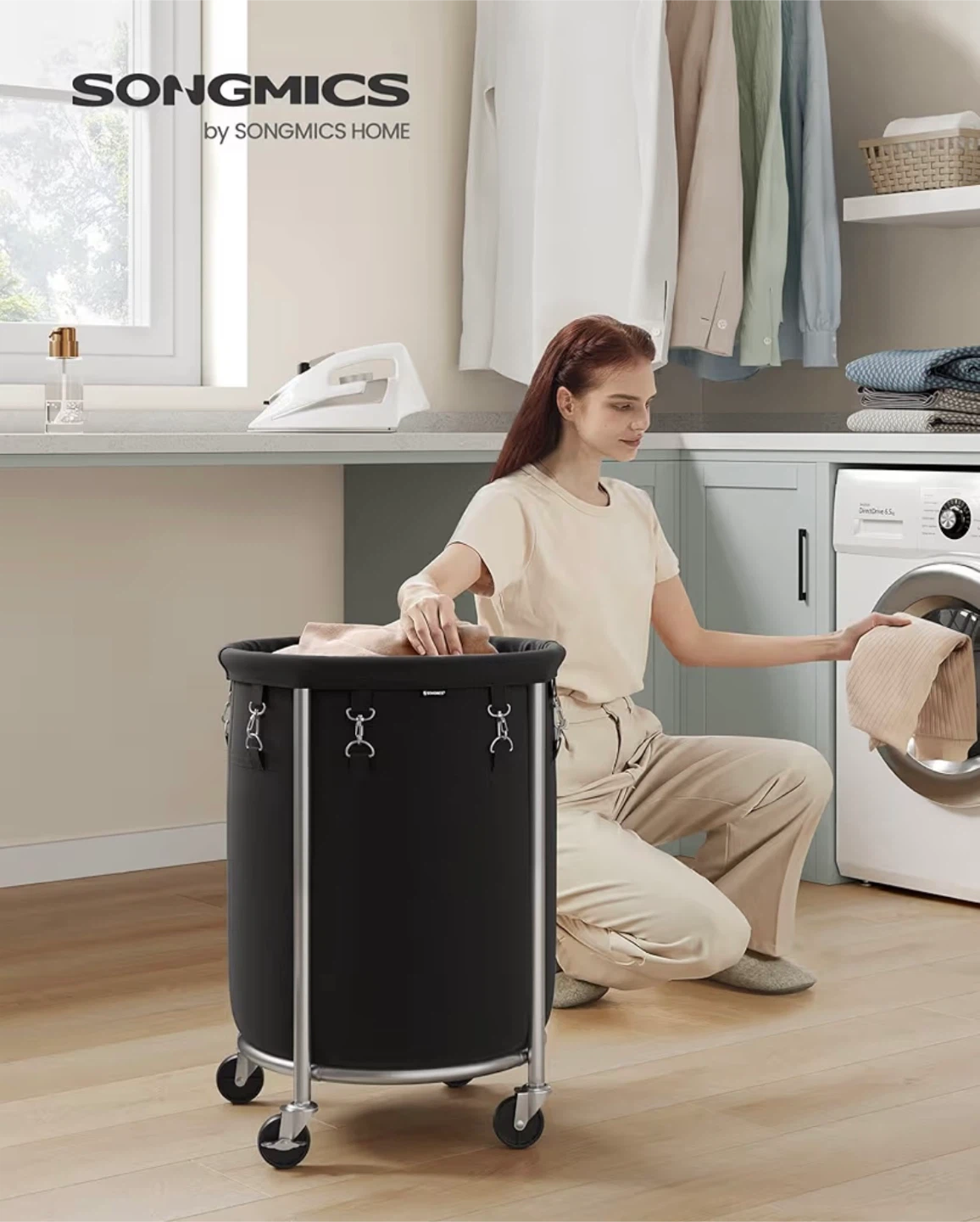 Brand new SONGMICS Laundry Hamper with Wheels - Black