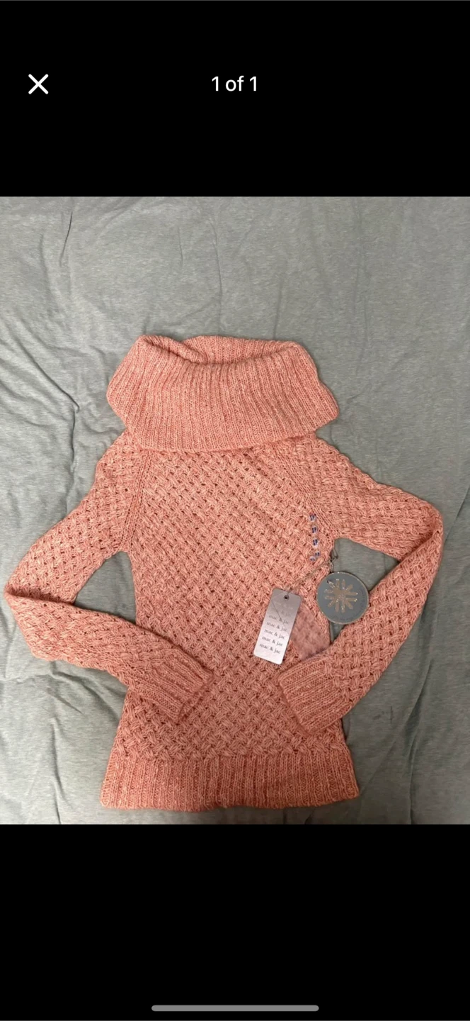 Mac & Jac comfy, turtle neck sweater BRAND NEW (size S women’s)
