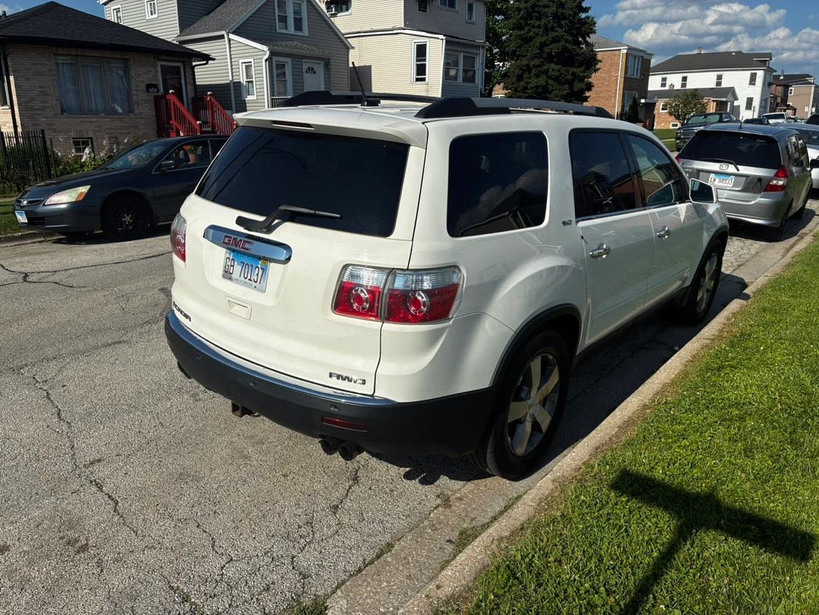 GMC Acadia SLT-2 2011 - photo 3
