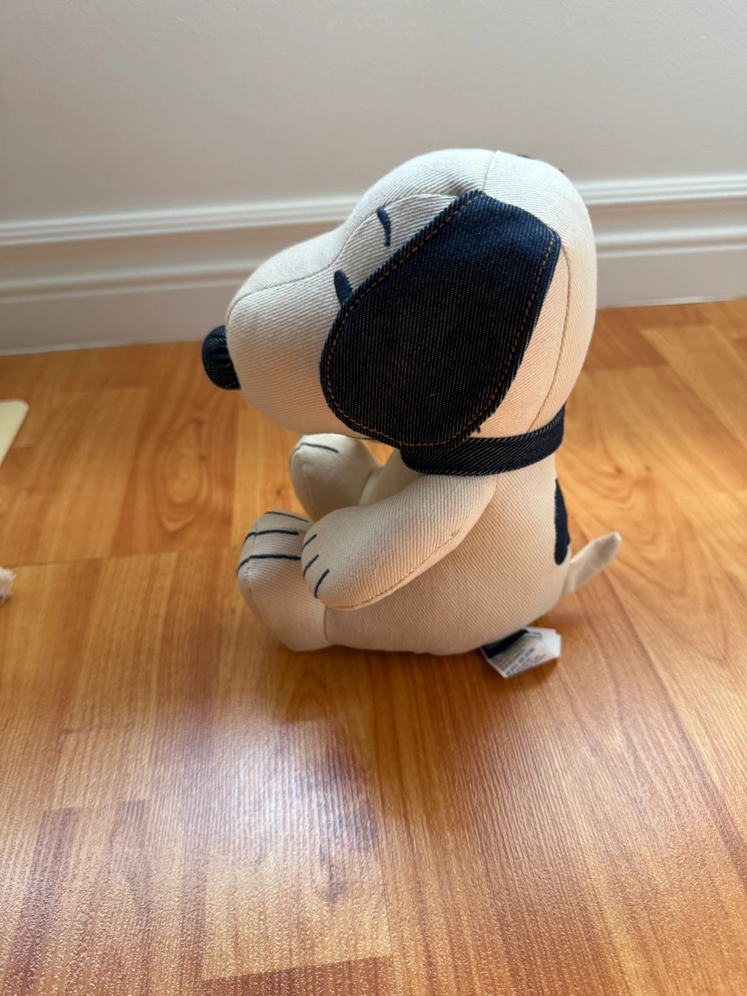 American Eagle Snoopy Plush - photo 3