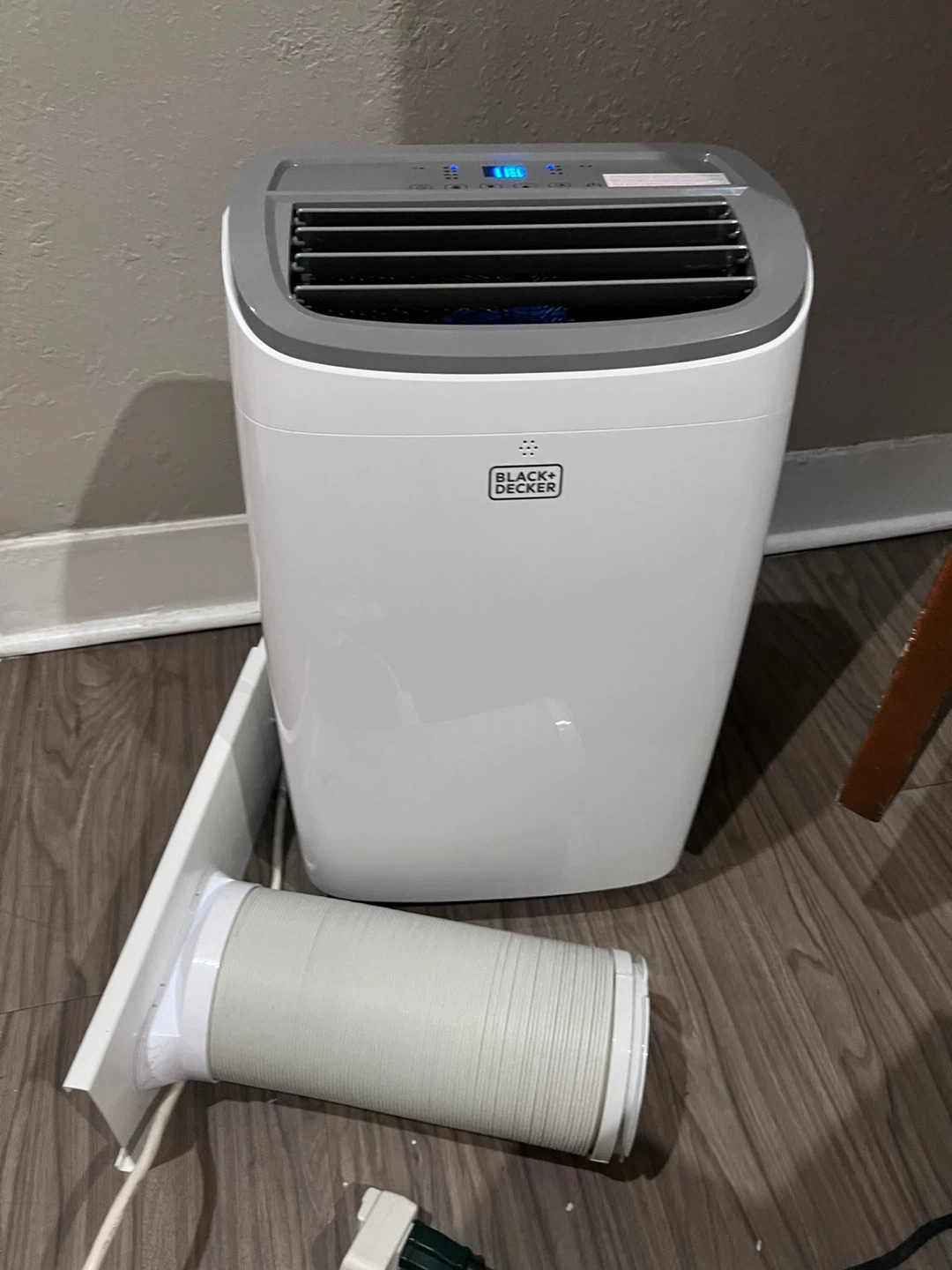 Black+Decker Portable Air Conditioner BPACT08WT - photo 4