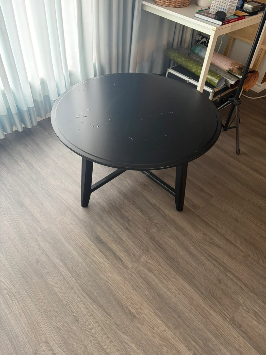 Black Round Dining Table - photo 2