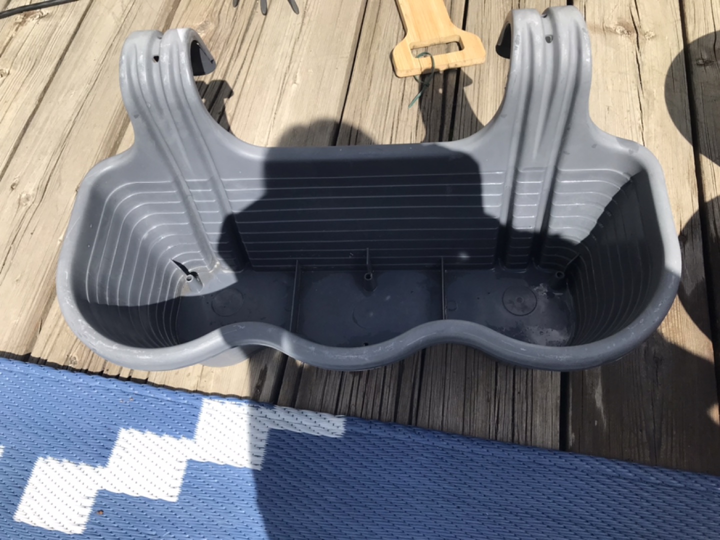 Grey Over the deck Slim fit Planter