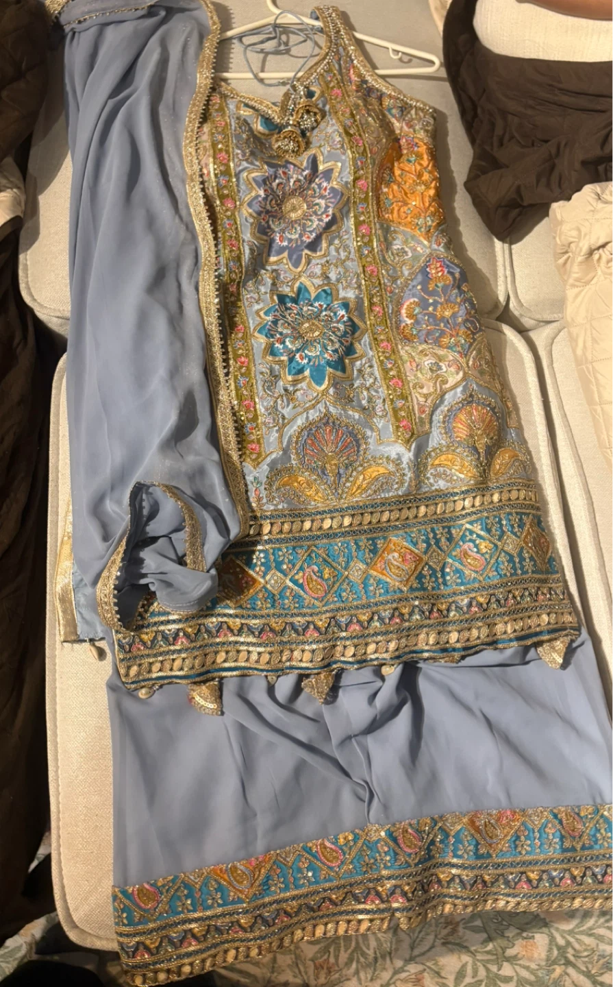 Embroidered Light Blue Kameez Suit - photo 2