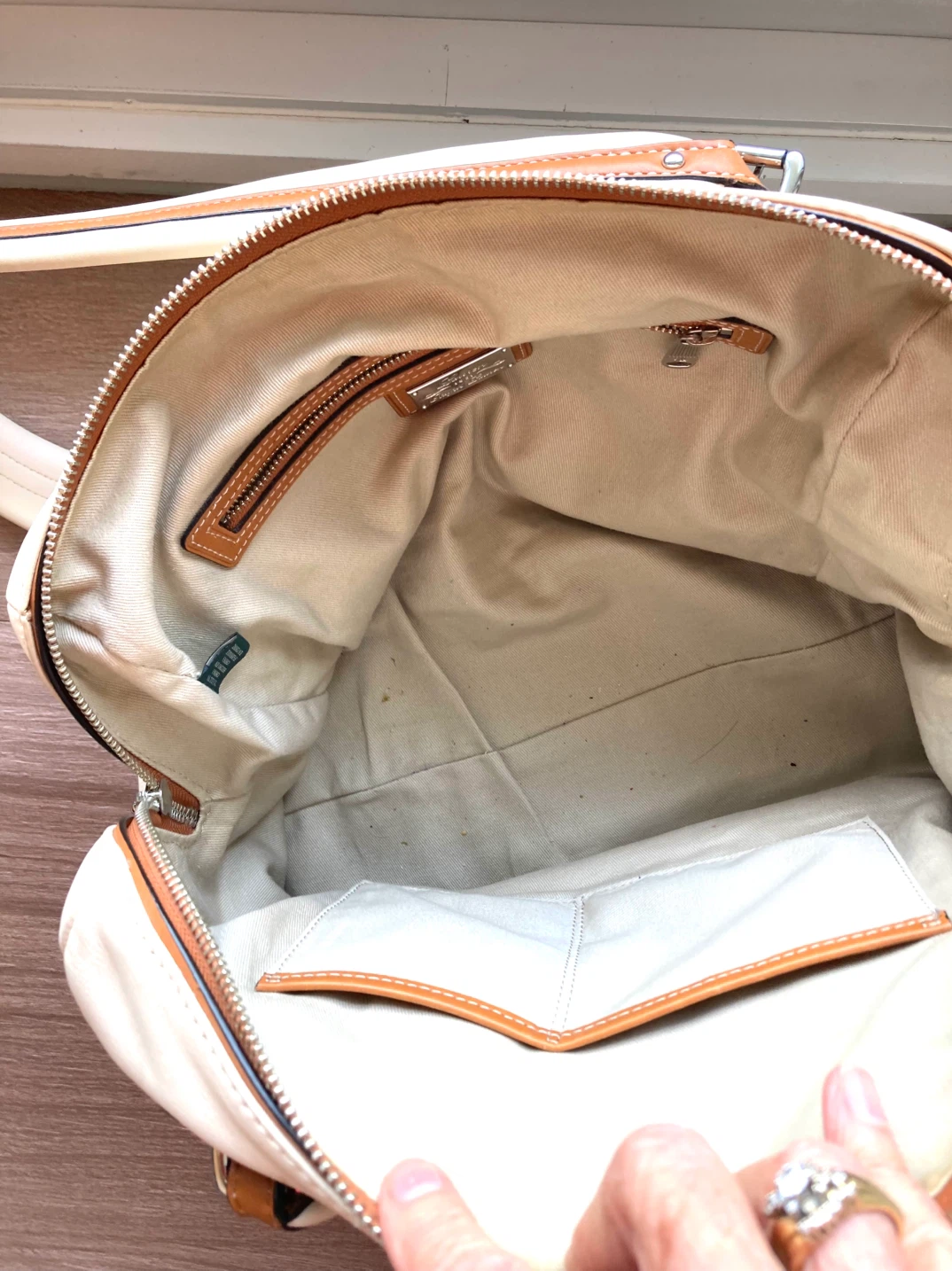 L.R. Lauren Leather Satchel Handbag - photo 3