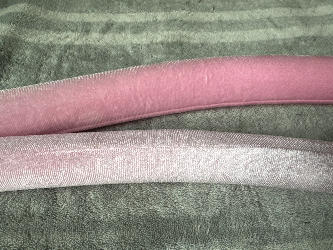 Velvet Heatless Hair Curlers - photo 2