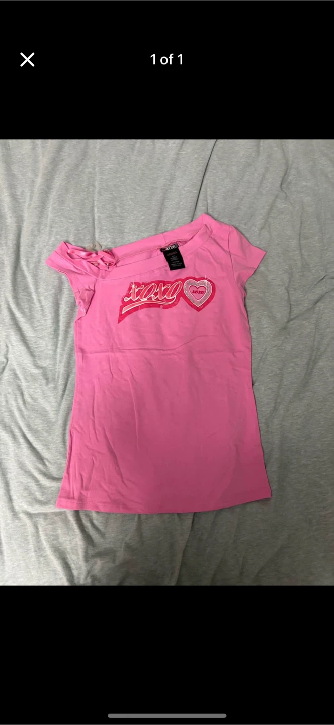 Xoxo beautiful, cute pink shirt (size S women’s)
