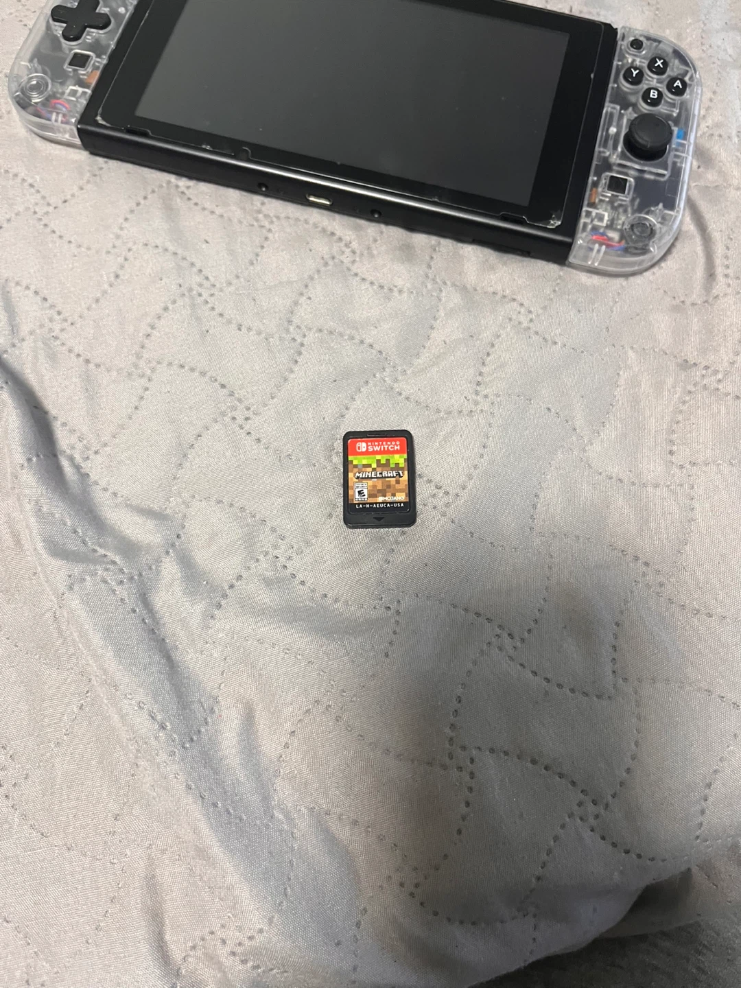 Nintendo Switch Console with Minecraft Game and Case - photo 3