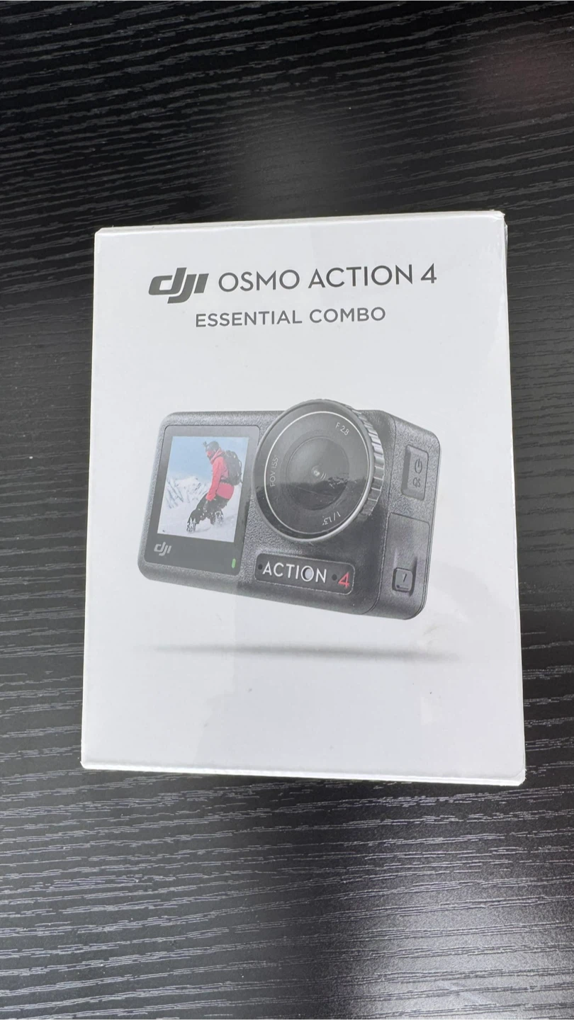 DJI Osmo Action 4 Essential Combo Action Camera