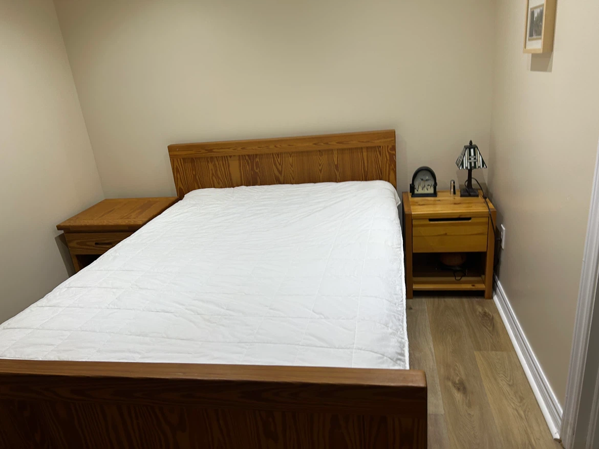Queen size Bed Frame+side tables+dresser - photo 4