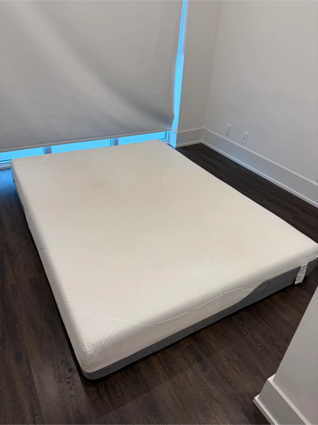 Memory Foam Mattress Queen size FREE