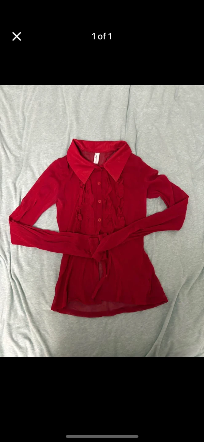Suzy Shier beautiful, red top ( size S women’s)