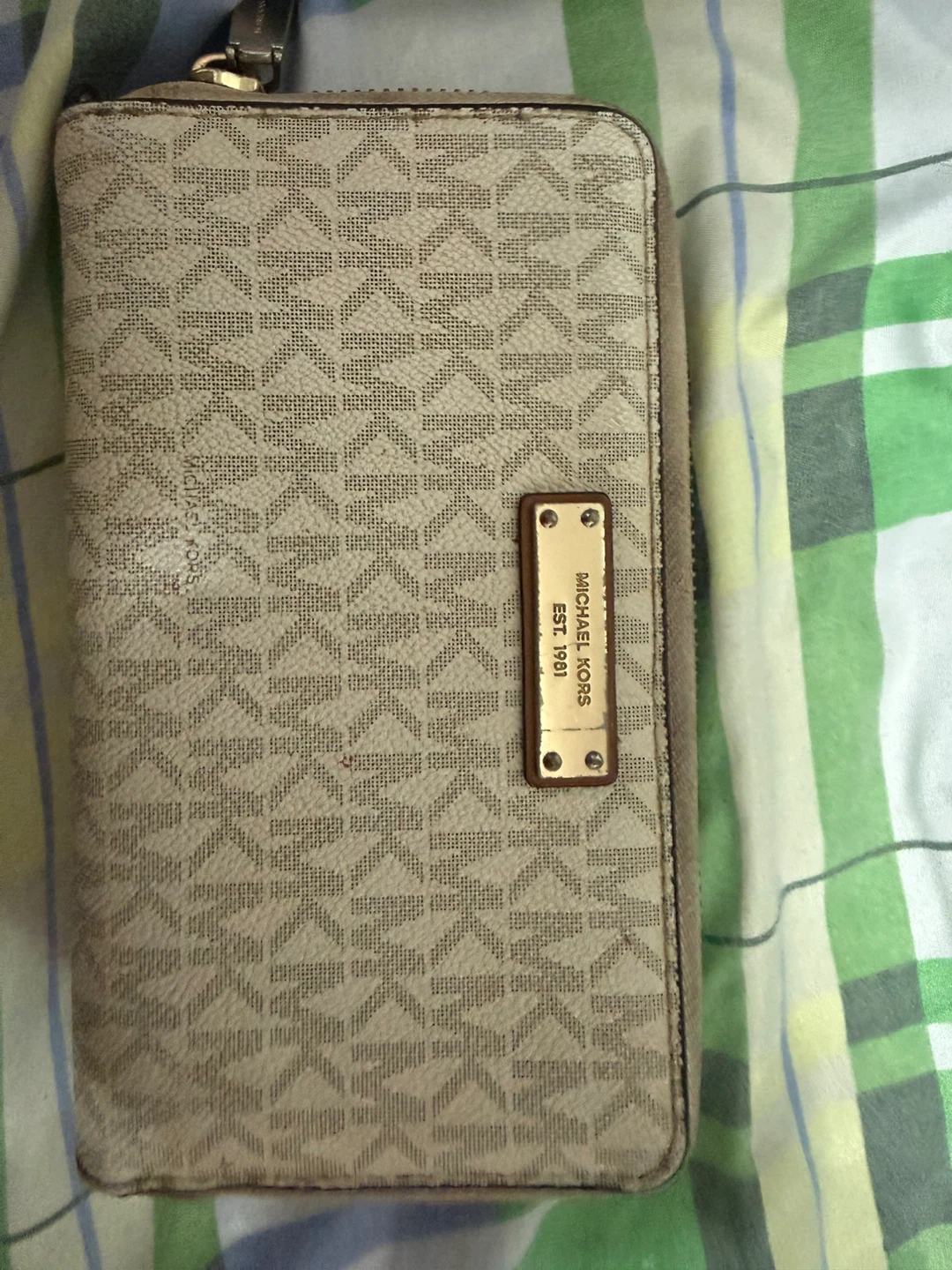 Michael Kors MK Signature Zip Around Wallet