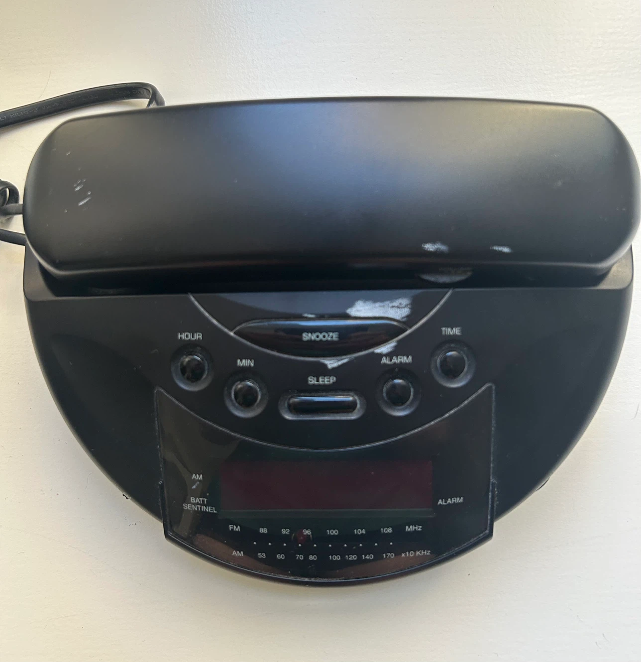 RadioShack AM/FM Clock Radio Alarm