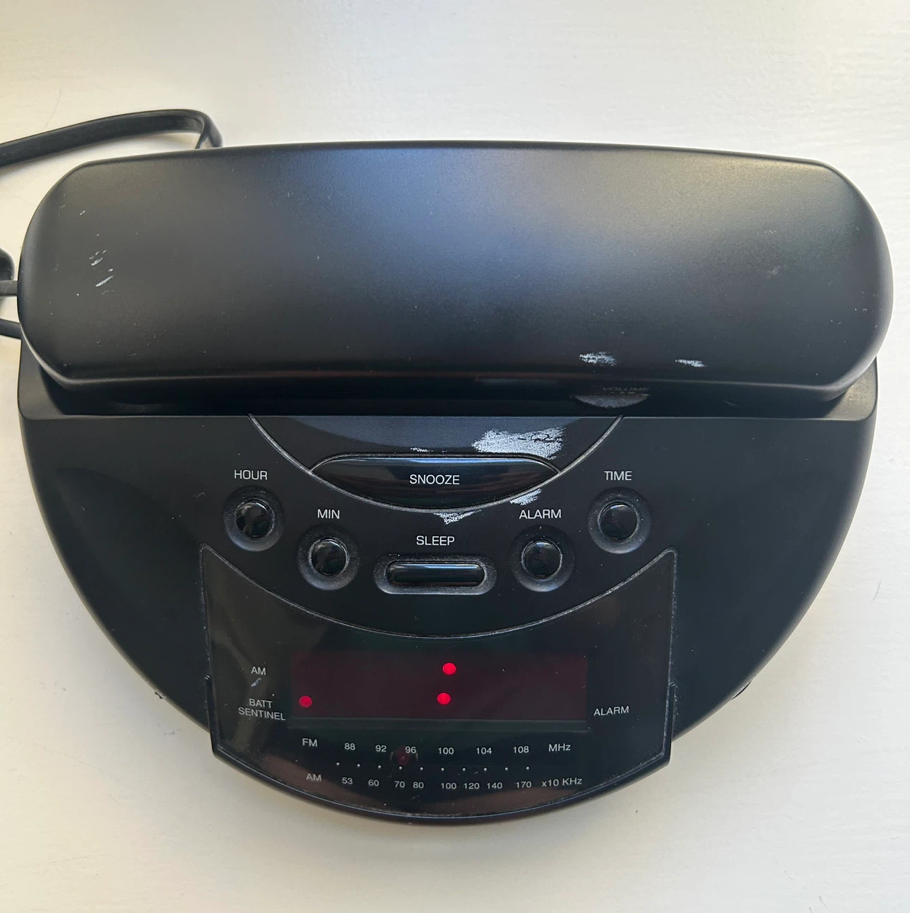 RadioShack AM/FM Clock Radio Alarm - photo 2