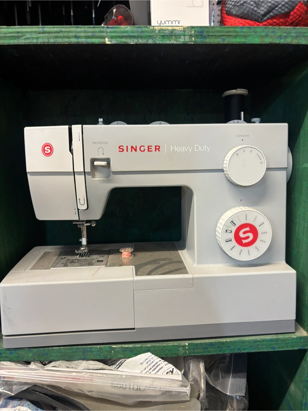 Singer Heavy Duty Sewing Machine