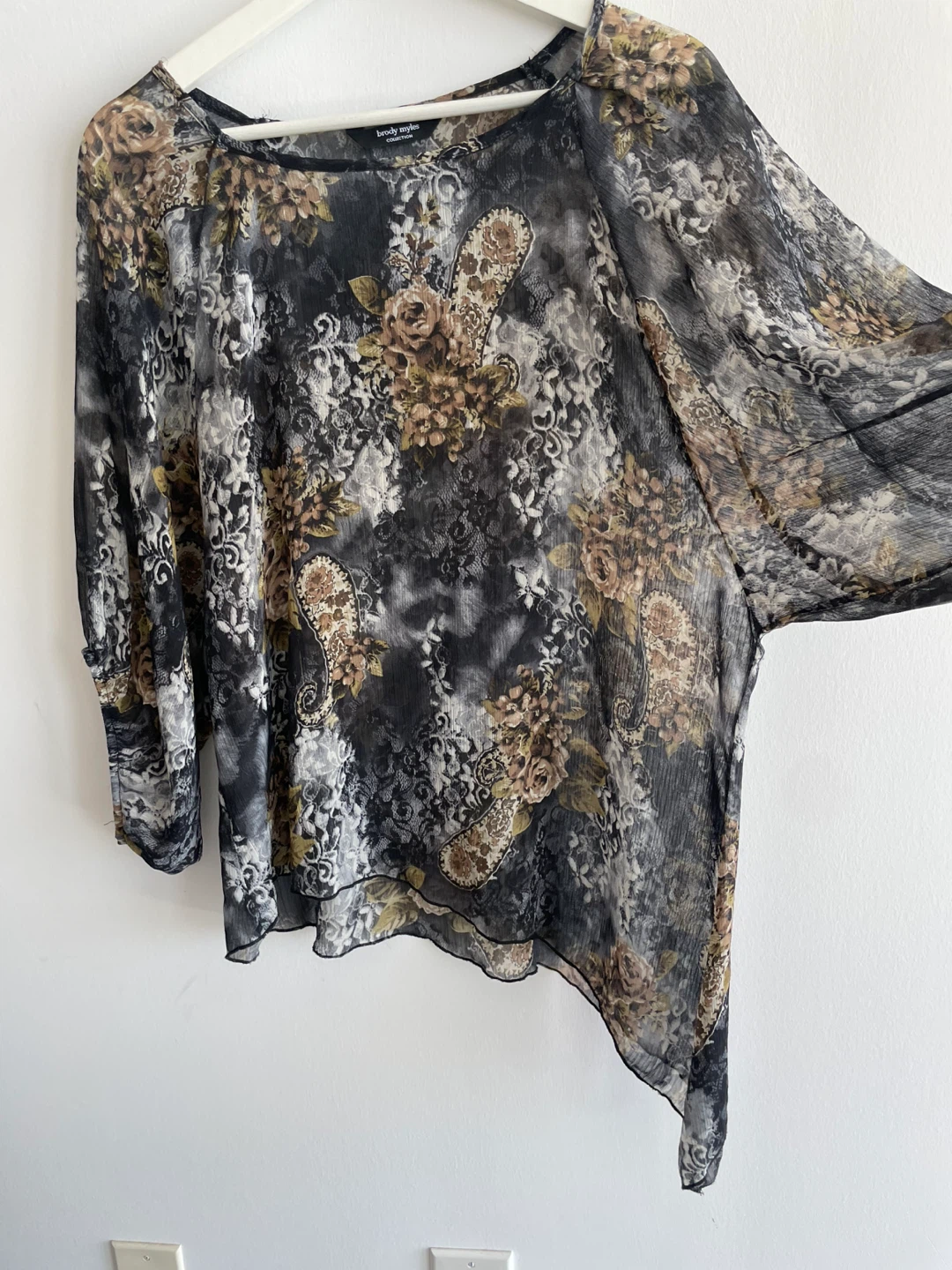 Laura Ashley Floral Sheer Blouse, size L - photo 5